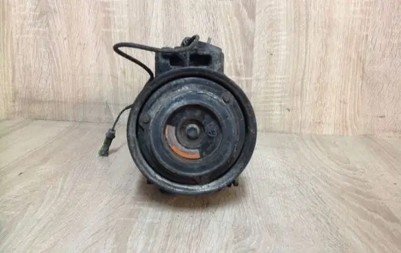 Audi A8 S8 D2 4D Air conditioning (A/C) compressor (pump) 4B3260805 4B3260808
