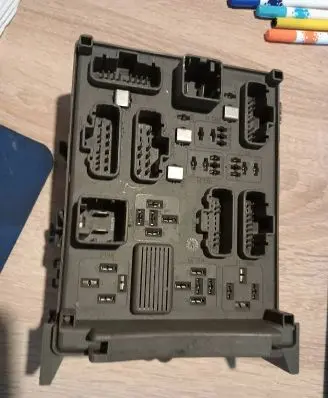 Renault Laguna II Fuse box set 8200004201