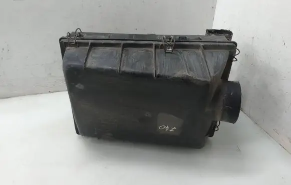 Volvo 940 Air filter box 1257781