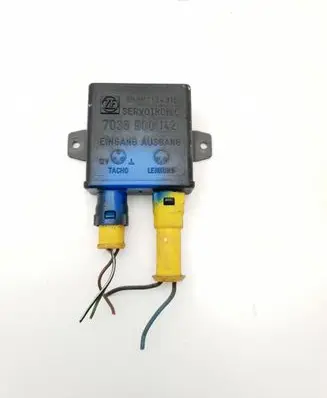 BMW 7 E32 Steering rack control module 1134316 7038900142