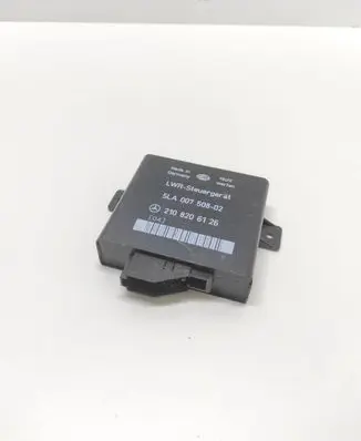 Mercedes-Benz E W124 Light module LCM 5LA00750802 2108206126