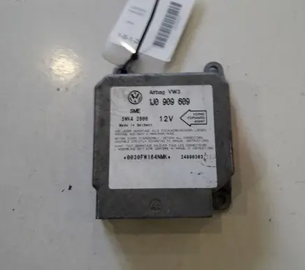 Volkswagen Golf IV Airbag control unit/module 1J0909609