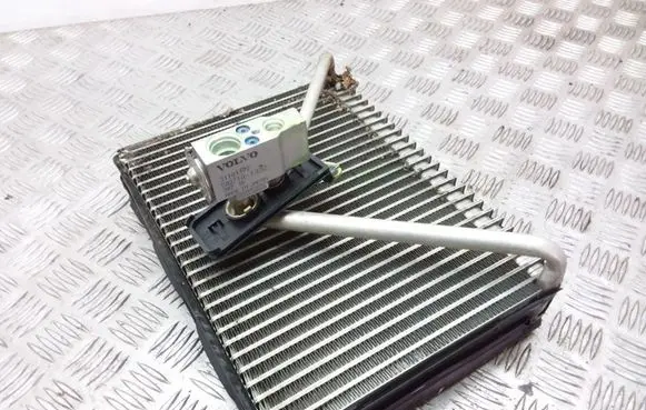 Volvo XC90 Air conditioning (A/C) radiator (interior) 