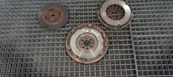 Mazda 323 F Clutch set kit 9E28