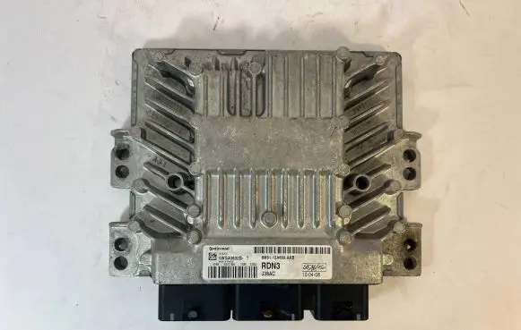 Ford Focus C-MAX Engine control unit/module 5WS40832B 6M5112A650AKB J38AC