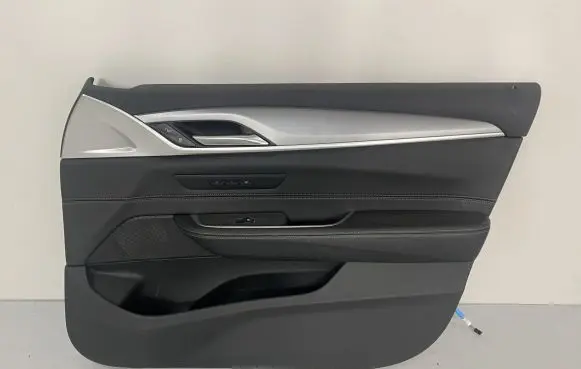 BMW 6 G32 Gran Turismo Front door card panel trim 7416876