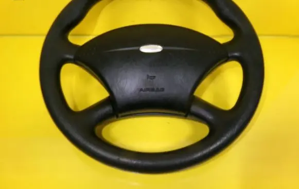 Ford Focus Steering wheel 98AB-3600-ADW