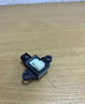 Land Rover Range Rover Sport L494 Airbag deployment crash/impact sensor CK5214C676AA D7751