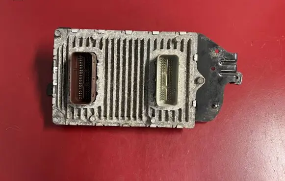 Chrysler Town & Country V Engine control unit/module P05150724AC 05150724AC 2841462003300