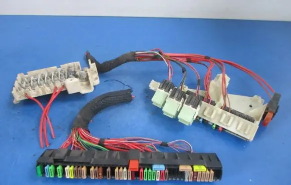 BMW 5 E39 Fuse box set