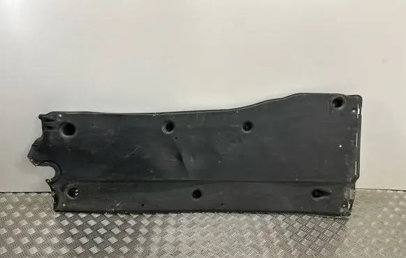 Volkswagen Tiguan Allspace Center/middle under tray cover 812631786 5QF825202 5QE825202C