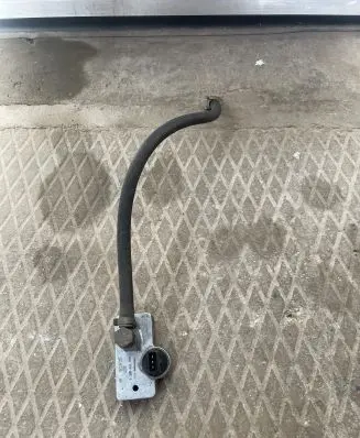 Audi A6 S6 C4 4A Air pressure sensor 0281002018