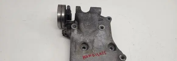 Nissan Almera Tino A/C compressor mount bracket 11910BM700