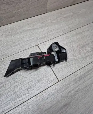 Opel Crossland X Front bumper mounting bracket YQ00571980