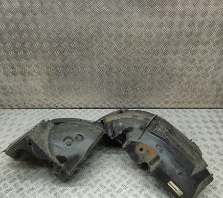 Opel Vivaro Front wheel arch liner splash guards 93867899