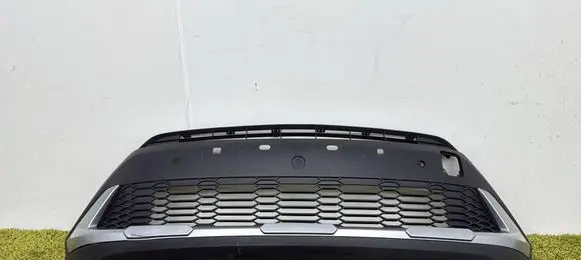 Toyota C-HR I Front bumper lower grill 52129-f4110