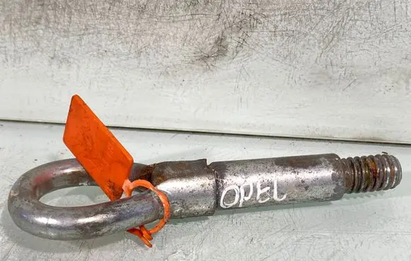 Opel Zafira B Towing hook eye 