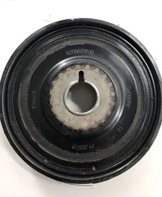 Renault Laguna III Crankshaft pulley 8200699517