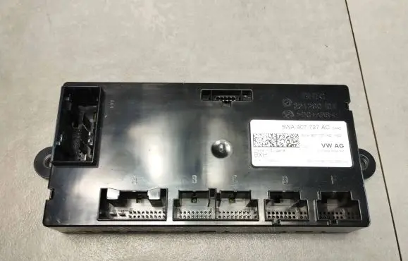 Skoda Octavia Mk4 Air conditioner control unit module 5WA907727AC