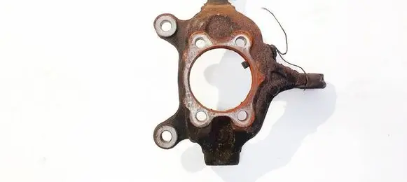 Nissan Juke I F15 Front wheel hub