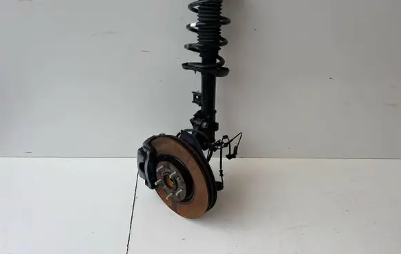 Hyundai Tucson TL Front wheel hub spindle knuckle