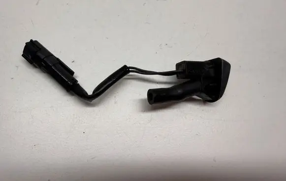 Volvo XC60 Windshield washer spray nozzle 30796027