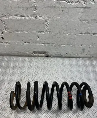 Nissan Navara D23 Rear coil spring