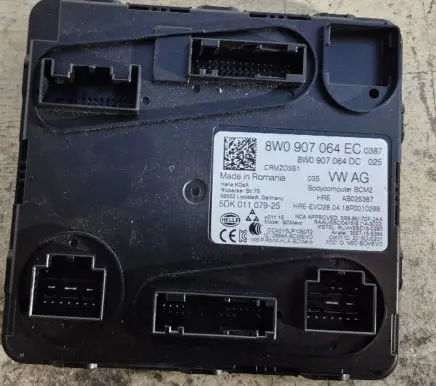 Audi A5 Sportback 8TA Comfort/convenience module 8W0907064EC 5DK01107925