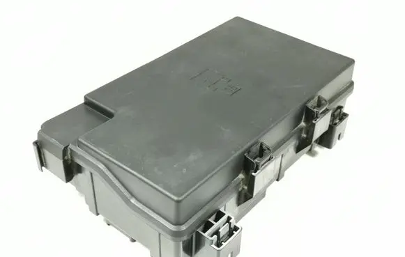 Dodge Durango Fuse module 68425215AB