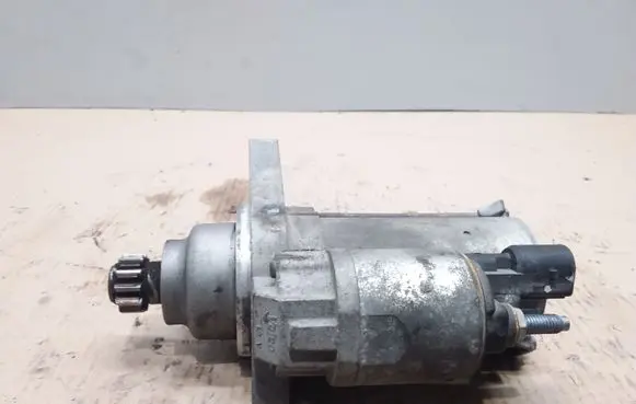 Volkswagen PASSAT B6 Starter motor 0AM911023K