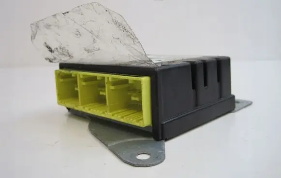 Nissan Qashqai Bonnet Pedestrian Airbag Actuator 988206UA0B