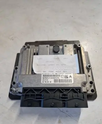 Citroen C4 II Engine control unit/module 0281017335 9675682180