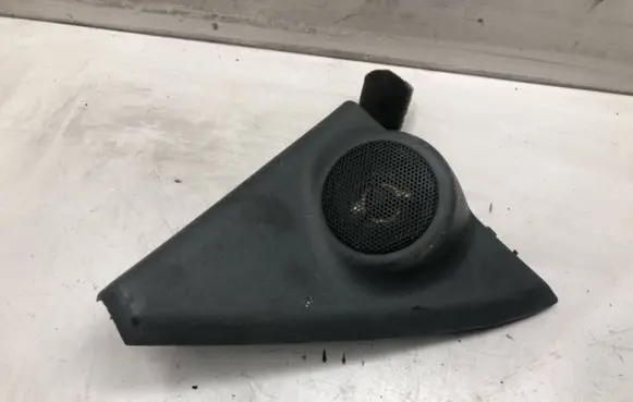 Hyundai Santa Fe Mirror switch trim 8766026020YD