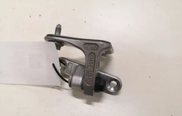 Mercedes-Benz C W203 Front door upper hinge