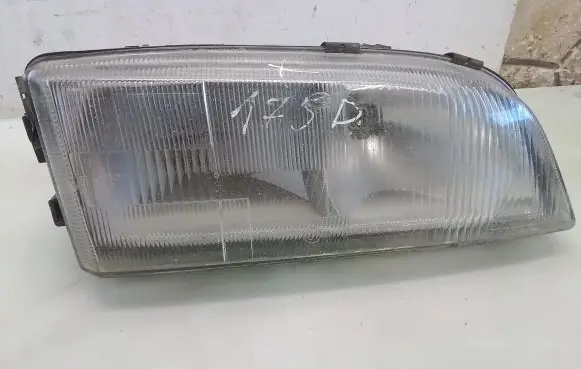 Volvo V70 Headlight/headlamp