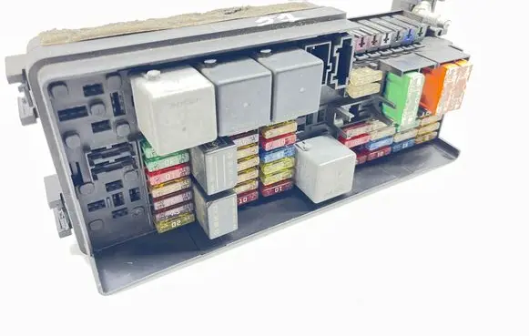 Mercedes-Benz ML W164 Fuse module A1645400272