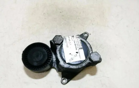 Toyota Auris 150 Generator/alternator belt tensioner 3400201