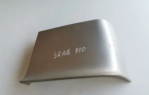 Saab 900 Rear/tail light trim molding 4332920