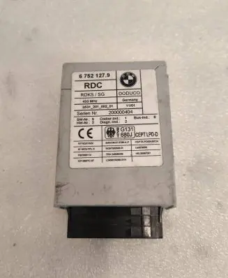 BMW 5 E39 Tire pressure control unit 67521279