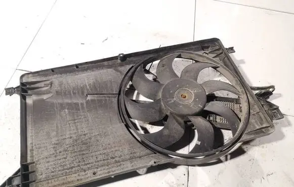 Ford C-MAX I Radiator cooling fan shroud 