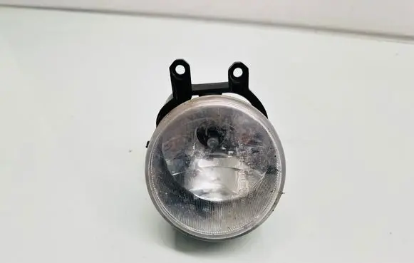Toyota Auris E180 Front fog light 