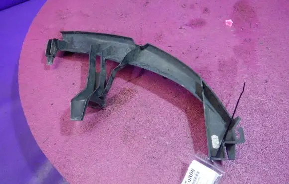 Renault Scenic II - Grand scenic II Front bumper mounting bracket 8200183741