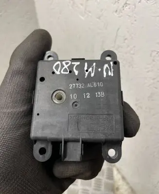 Nissan Murano Z51 Air flap motor/actuator 27732al610