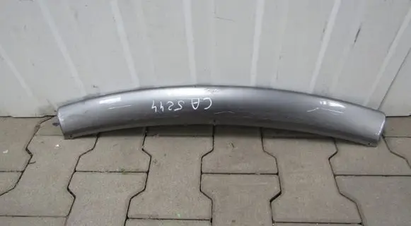 Front bumper lip