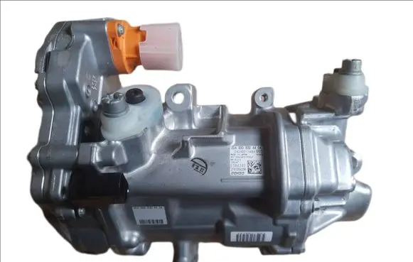 Mercedes-Benz C W206 Air conditioning (A/C) compressor (pump) A0008304404 A0008307704