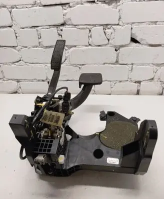 Cadillac SRX Pedal assembly 20832744 20877775 D10364