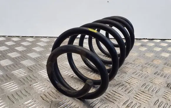 Toyota Yaris Rear coil spring