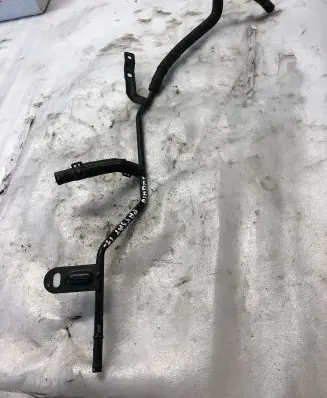 Volkswagen PASSAT B8 Engine coolant pipe/hose 5q0122449c