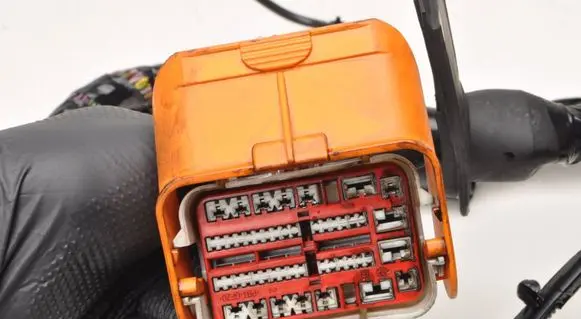 Engine installation wiring loom