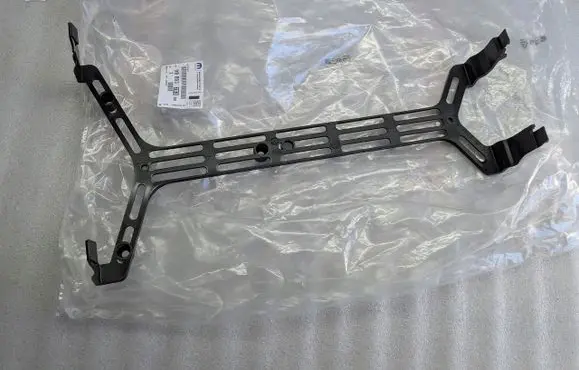Peugeot 308 Radiator mount bracket 9805328380